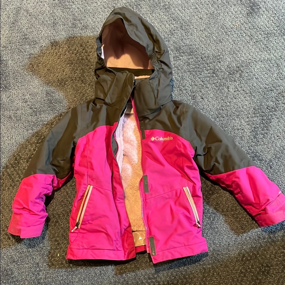 Columbia interchange Pink and Black Hooded Jacket